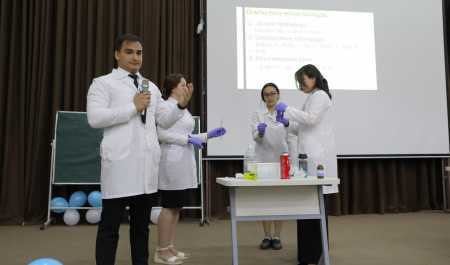 Kreativ pedagog - talaba nigohida