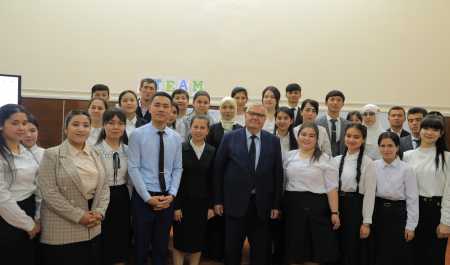 "Mentorlik sari" o'quv seminari