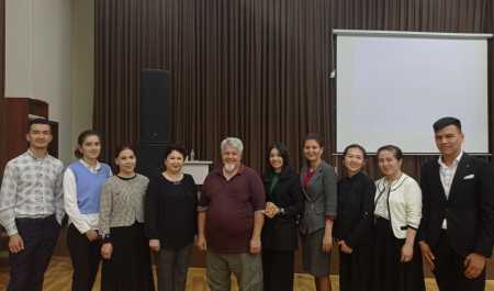 ChDPU yoshlari uchun Dr. Edward ishtirokida motivatsion trening tashkil etildi