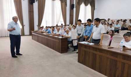 Institut rektori G.I.Muhamedov rahbarligida Institut Jamoatchilik Kengashi yig‘ilishi bo‘lib o‘tdi